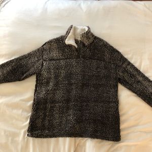 Fuzzy 1/4 Zip Up Pullover